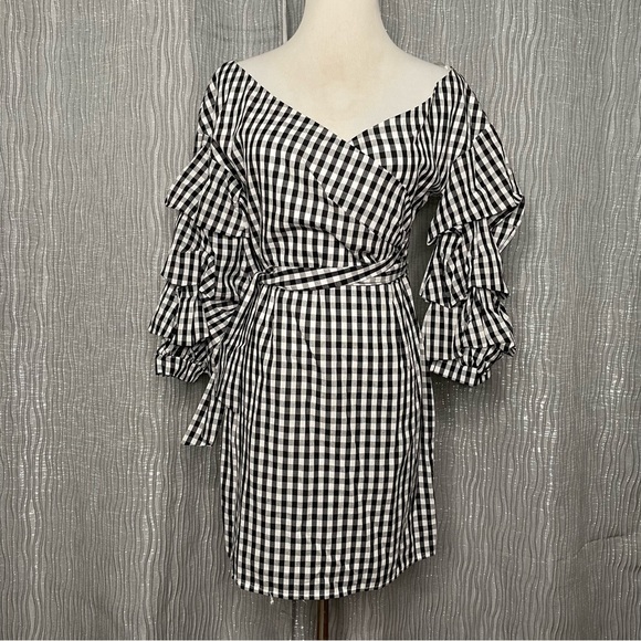 Do + Be gingham “wrap” dress - Picture 2 of 7